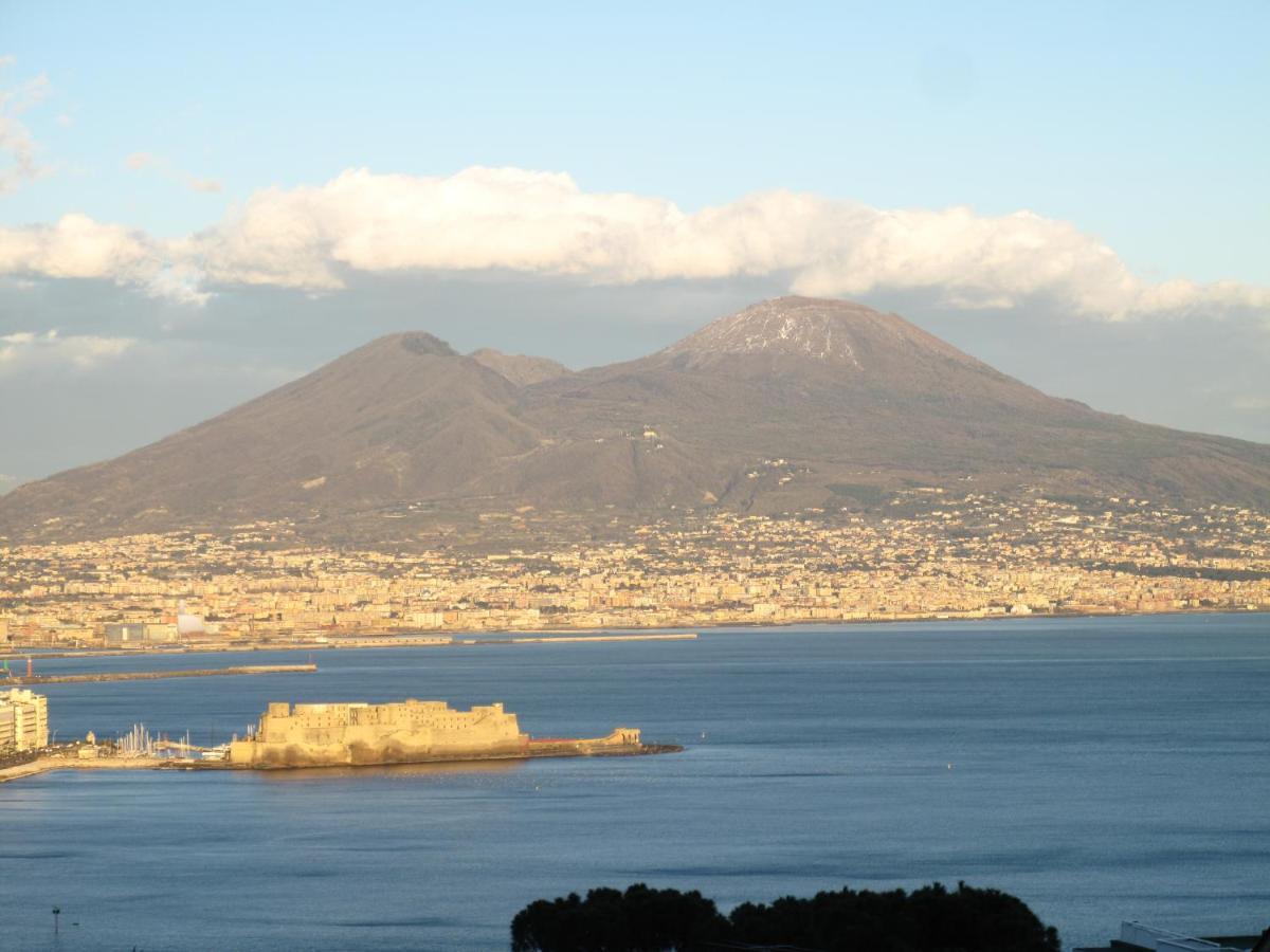 Monocamera Con Terrazzogiardino -Studette -Zona Panoramica Posillipo 那不勒斯 外观 照片