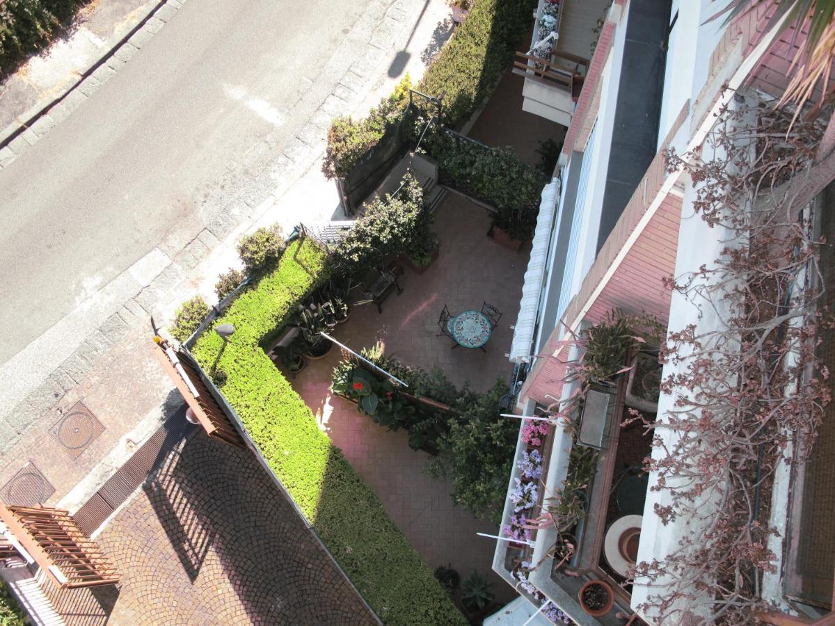 Monocamera Con Terrazzogiardino -Studette -Zona Panoramica Posillipo 那不勒斯 外观 照片